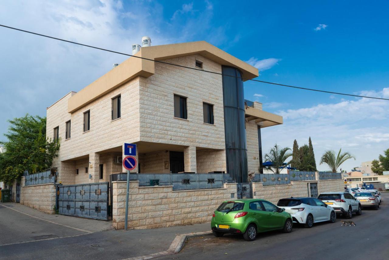 Grace Holon Villa & Pool Zewnętrze zdjęcie