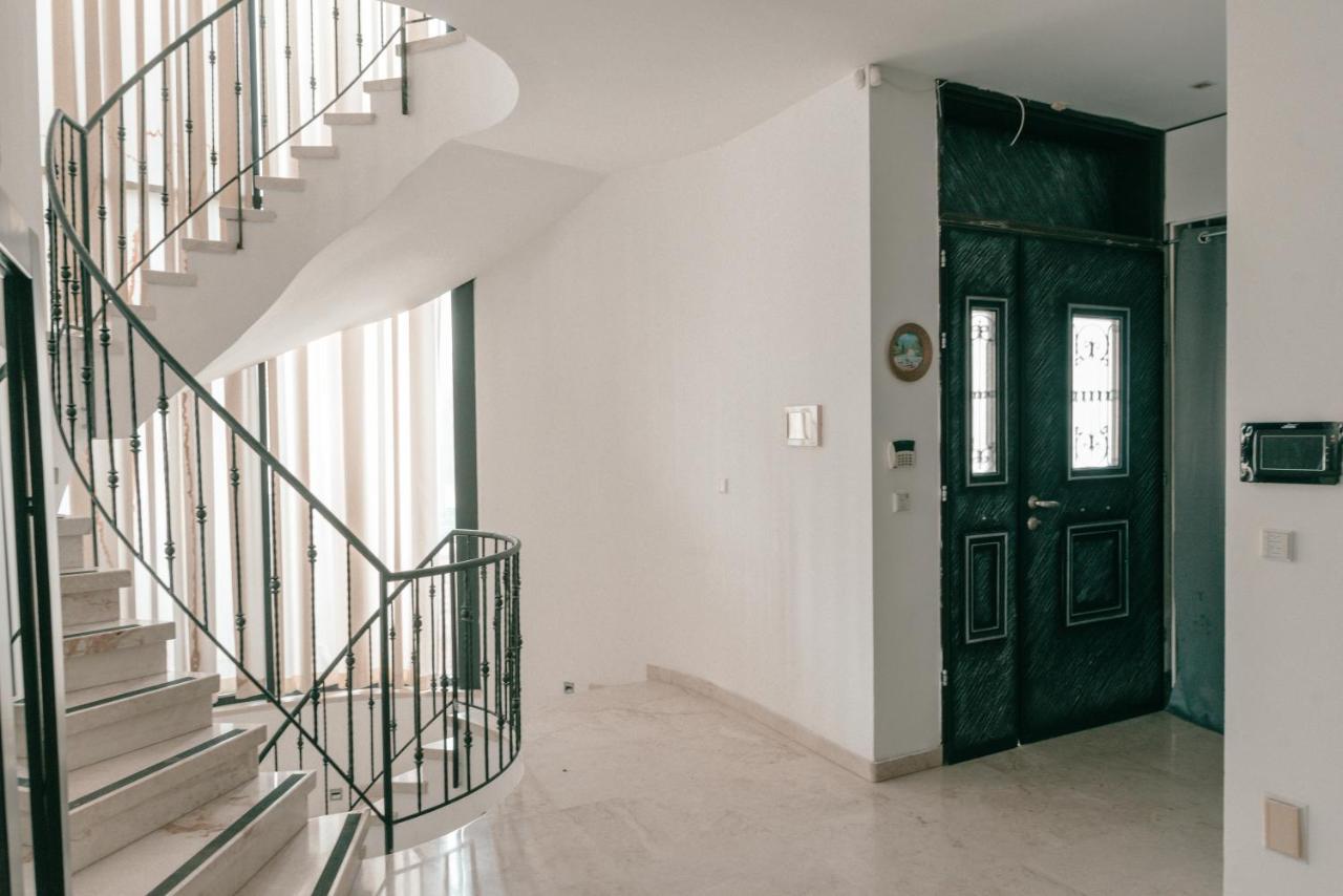Grace Holon Villa & Pool Zewnętrze zdjęcie