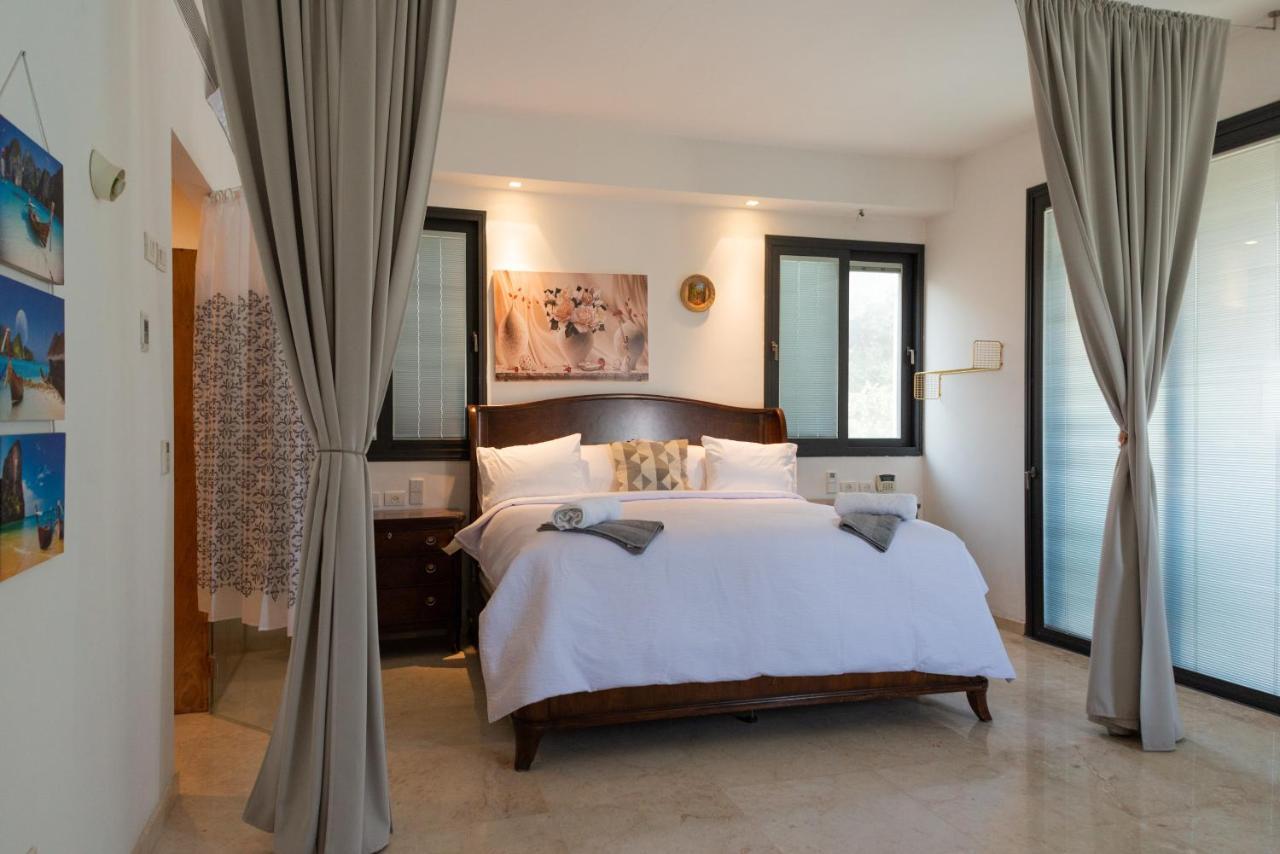 Grace Holon Villa & Pool Zewnętrze zdjęcie