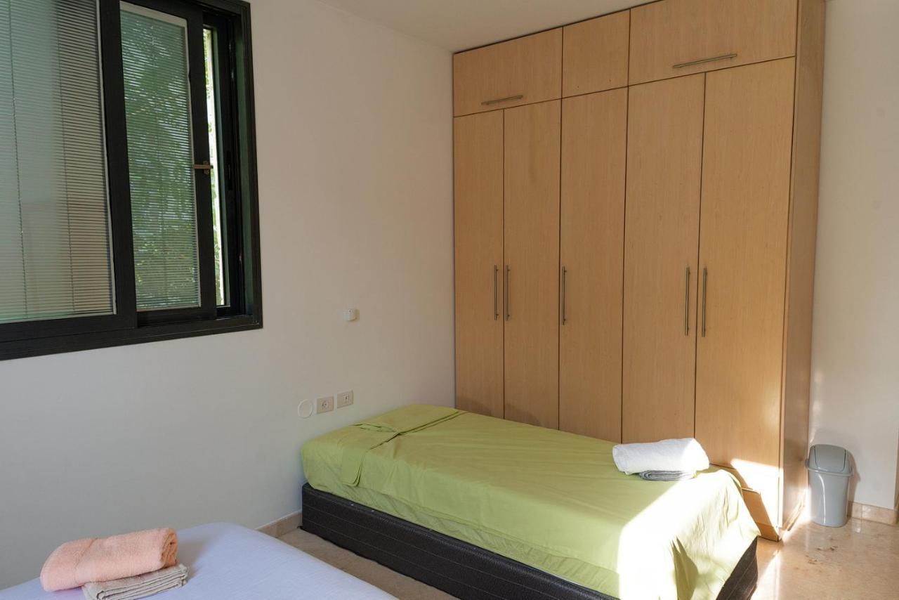 Grace Holon Villa & Pool Zewnętrze zdjęcie